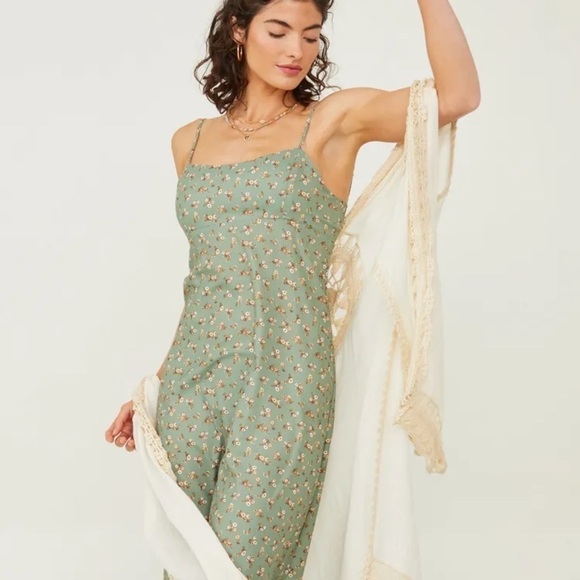 Altar'd State Madelyn Midi Dress Size Large - Picture 7 of 7